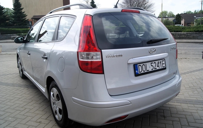 Hyundai I30 cena 21500 przebieg: 148000, rok produkcji 2011 z Syców małe 436